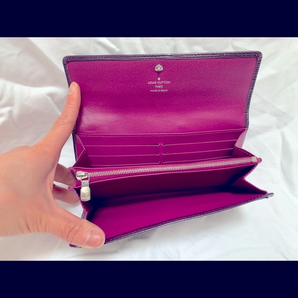 Louis Vuitton Long Epi Leather Wallet - Picture 9 of 11